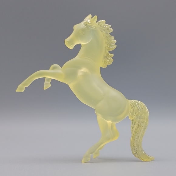 Breyer Other - Breyer Horse Crazy Gift Set Yellow Arabian Stablemate